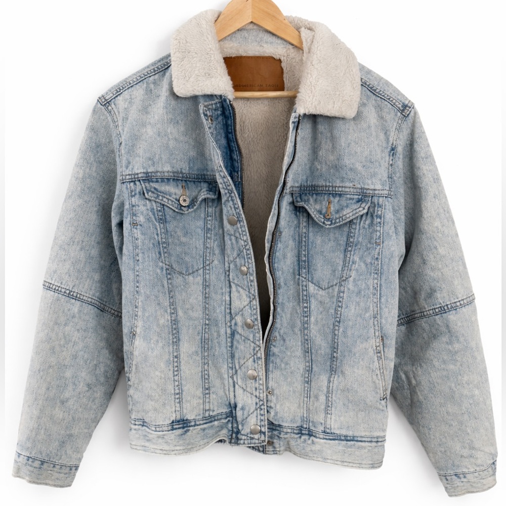 Y2K American Eagle Outfitters Blue Denim Jacket with White Lining